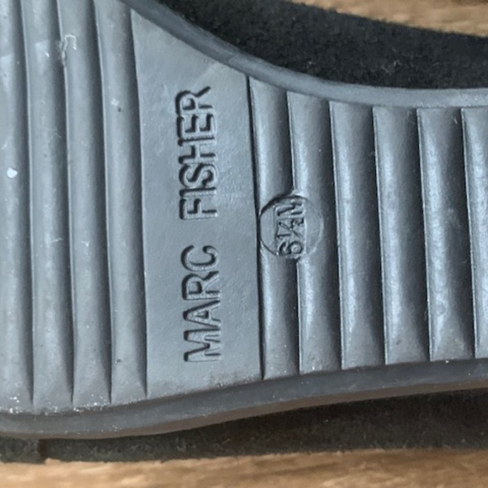Marc Fisher Black Low Heel Wedge, Size 6.5 - Picture 7 of 8